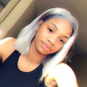 Meet your Posher, Markeshia